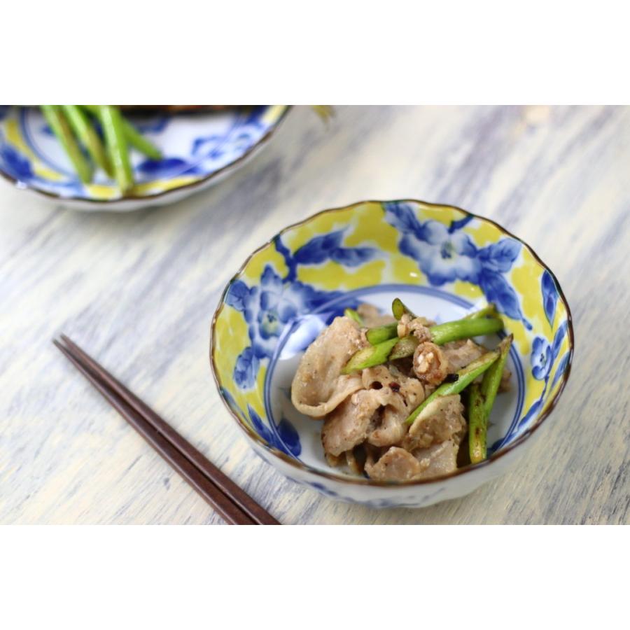 黄彩花紋 中鉢 14cm 日本製 美濃焼 菊型45鉢 肉じゃが鉢 煮物鉢 奴鉢