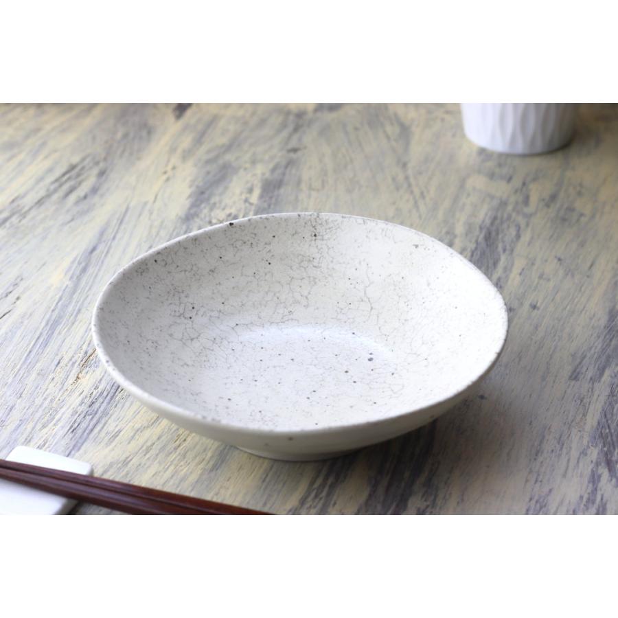 白かいらぎ 煮物鉢 17cm 日本製 美濃焼 菊型55浅鉢 肉じゃが鉢 奴鉢