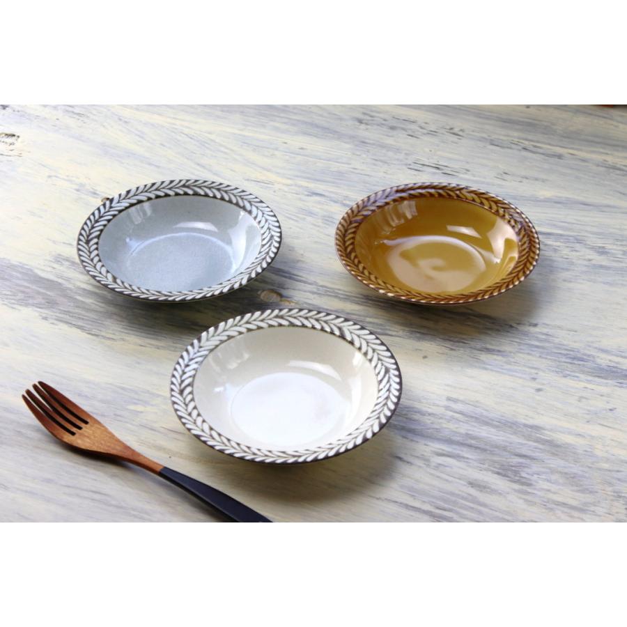 豪邸発掘品❣️素敵すきるヴィンテージ大きな菓子入れ 陶器と金属フルーツ皿にも！ ブロウ ヴィンテージ フルーツボウル 14.7cm 日本製 美濃焼 5 1/2