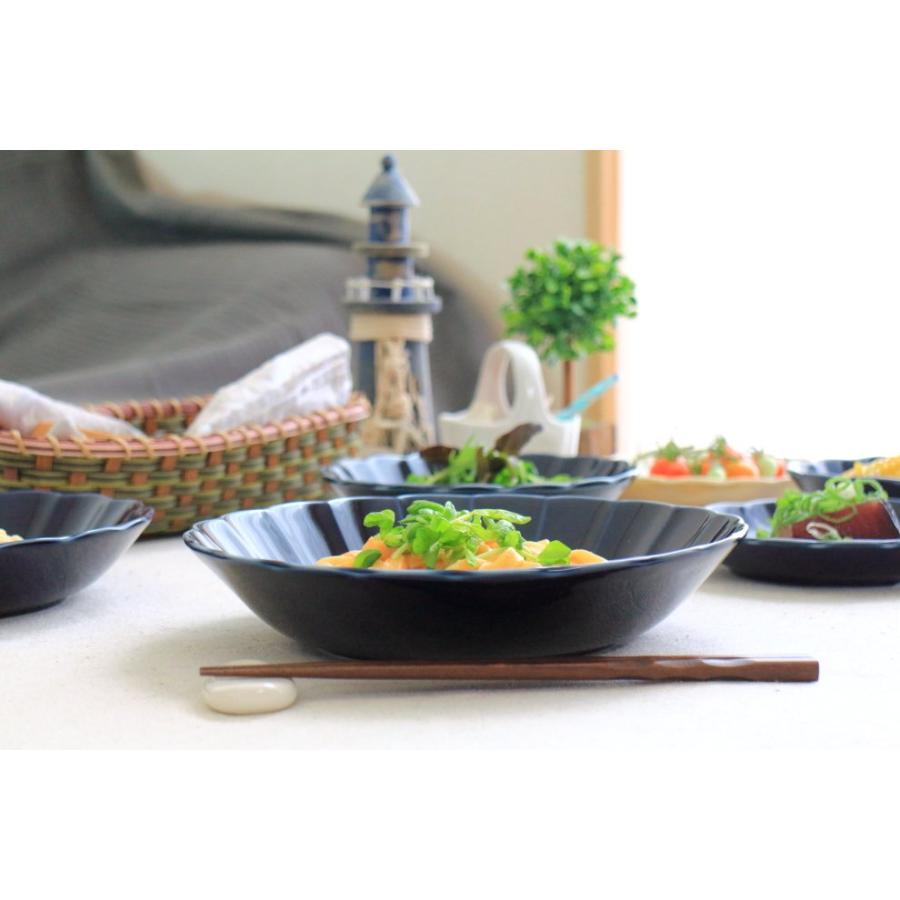 菊型ナス紺釉 パスタボール 23.5cm 国産 美濃焼 8.0寸深皿 深鉢 煮物鉢