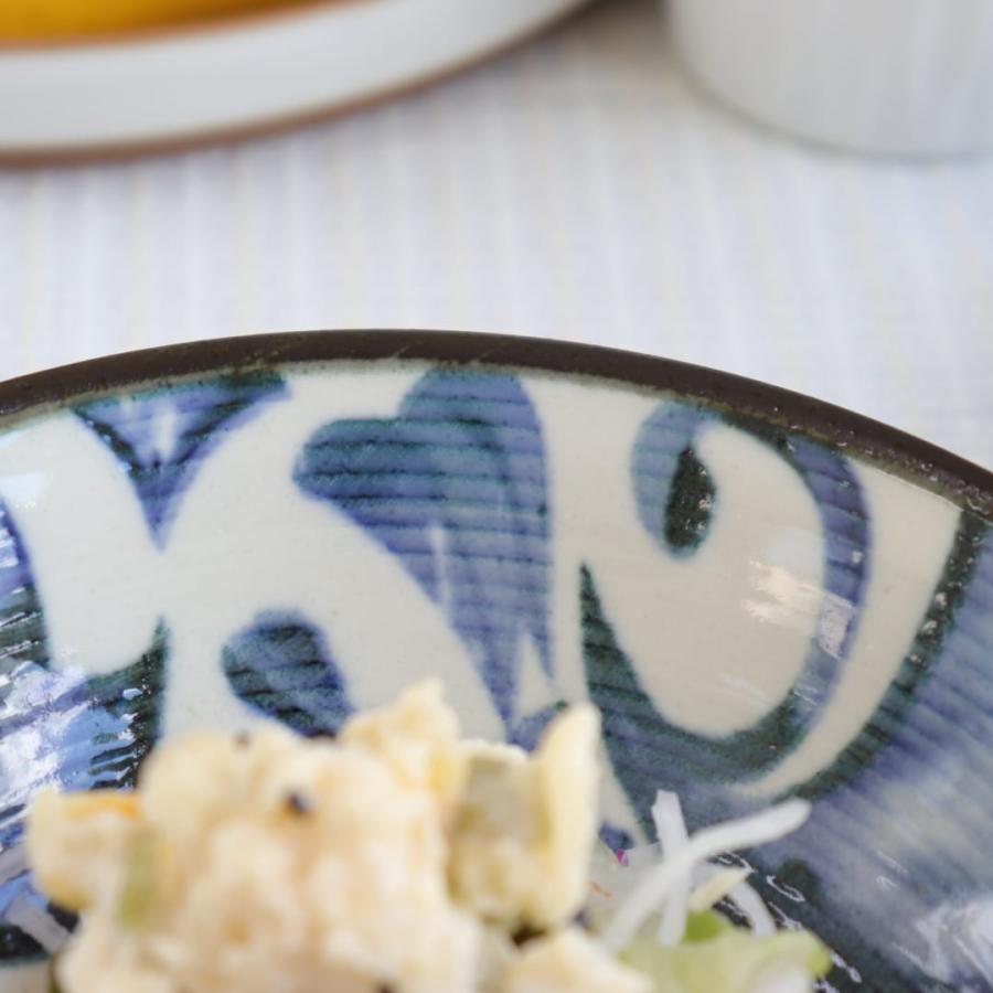 やちむんの藍花 煮物鉢 17cm 日本製 美濃焼 5.5寸丼 ボール ボウル