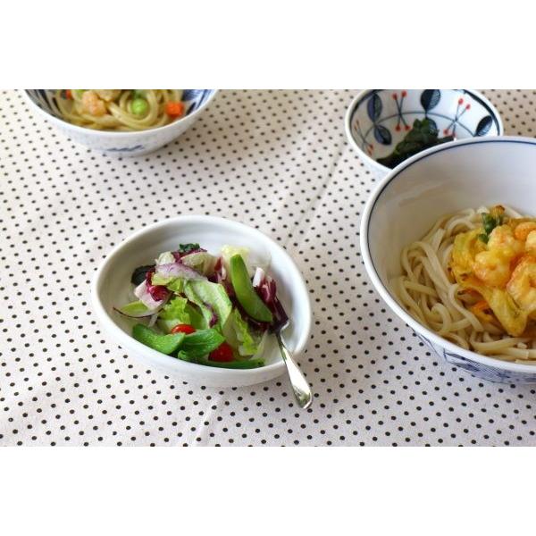 手捻り風片口中鉢 国産 美濃焼 煮物に似合います サラダ鉢 手作り風