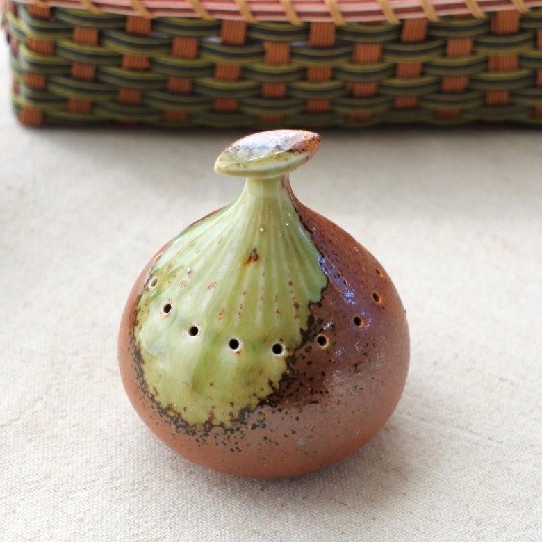 織部釉 ポプリケース 国産 瀬戸焼 香り漂う 穴あき ケース サシェ 空間