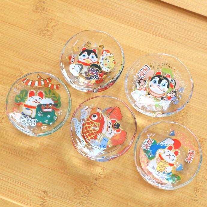 豆皿 ガラス 招き猫 お取り寄せ 豆型ガラス箸置き 小皿 豆皿 丸皿 箸休め ネコ ねこ まねきねこ かわいい オシャレ インテリア 日本製 Wa 0043 セラポッケ かわいい陶器のお店 通販 Yahoo ショッピング