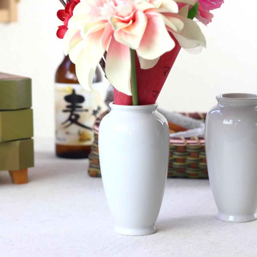 腰の丸い陶器製の一輪花瓶 6.5cm幅 日本製 美濃焼 花器 花瓶 白 腰の丸い陶器製の一輪花瓶 6.5cm幅 日本製 美濃焼 花器 花瓶 白