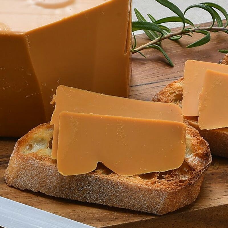 ノルウェー ブルノスト ブラウンチーズ オリジナル ゴートチーズ 250g