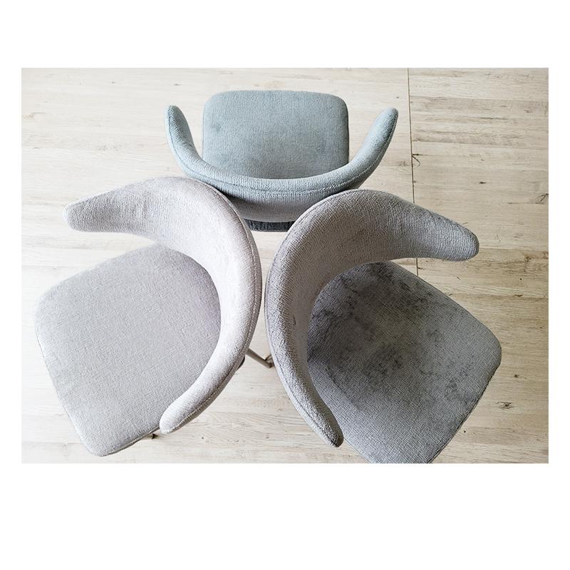 ②【美品】sadakari　ダイニングチェア　1脚（グレー）引取歓迎 お掃除ロボ対応 ダイニングチェア 引っかけられる 浮かせられる 1脚 2