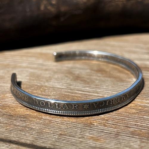 アティース（Atease） Atease MORGAN COIN SV BRACELET 佐藤健さん着用