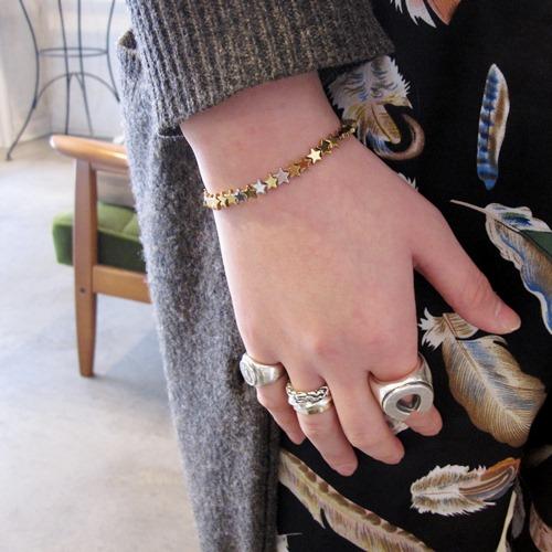 モリーヴ mollive HEMATITE STAR BRACELET SnomMan目黒蓮さん着用
