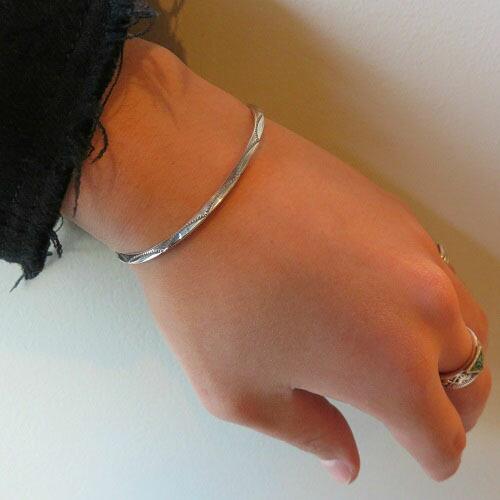 B*R様 Atease アティース NAVAJOナバホ バングル アティース（Atease） Atease SIMPLE NAVAJO BRACELET / SILVER : CG