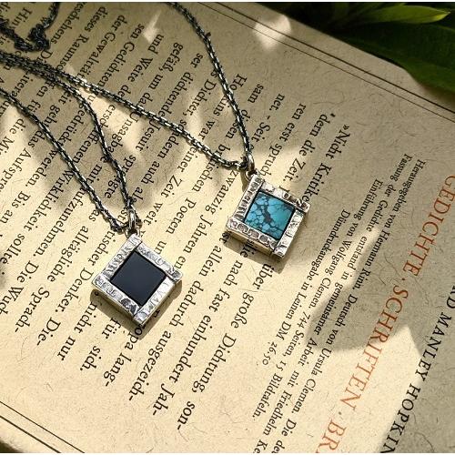 アティース（Atease） Atease CUTOUT COIN STONE NECKLACE : CG-STORE