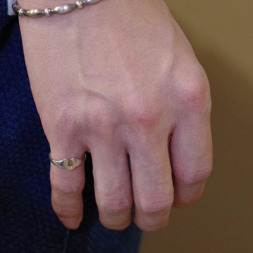 Atease HORSE SHOE SMALL RING SV&K18 GOLDの画像