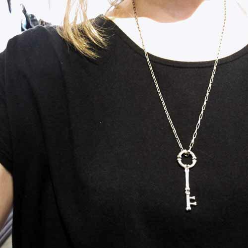 FLASH POINT（フラッシュポイント） Flash Point BONE KEY NECKLACE