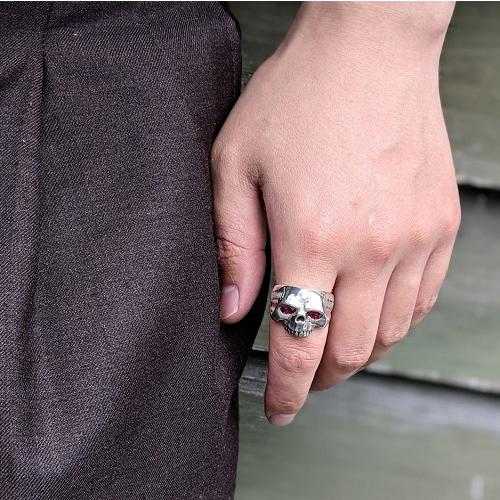 FLASH POINT Flash Point HOLLYWOOD VAMPIRES SKULL RING : CG FLASH POINT Flash Point HOLLYWOOD VAMPIRES SKULL RING : CG