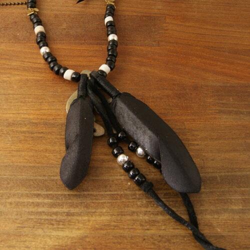 Rooster King &Co Rooster King & Co. Naja Black Feather&Beads