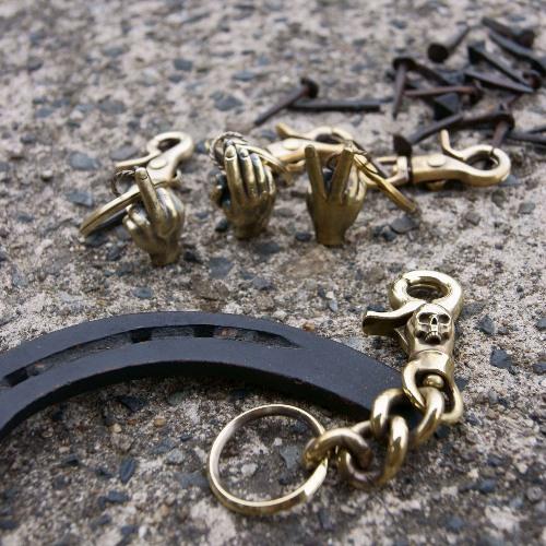mollive Heavy Oz HEAVY SKULL KEY-FOB_3
