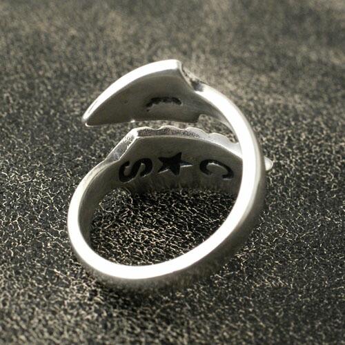 アクセサリー CODY SANDERSON TWISTED ARROW RING CODY SANDERSON Cody Sanderson TWISTED ARROW RING : CG-STORE