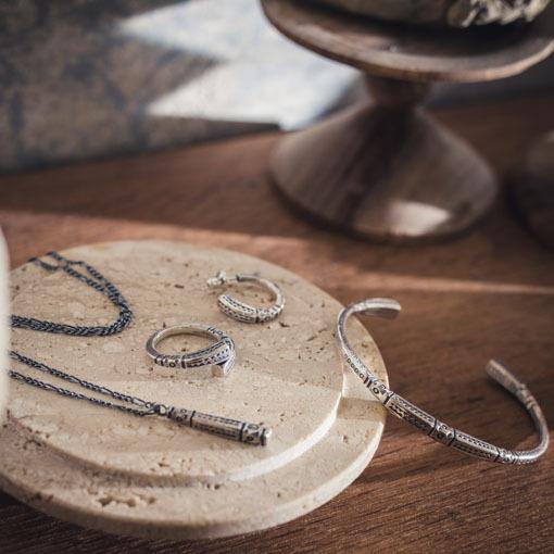 Vantique（ヴァンティーク） Vantique TUAREG SILVER BRACELET BAR