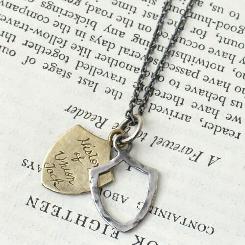 Vantique（ヴァンティーク） Vantique V-CREST NECKLACE 佐藤健さん