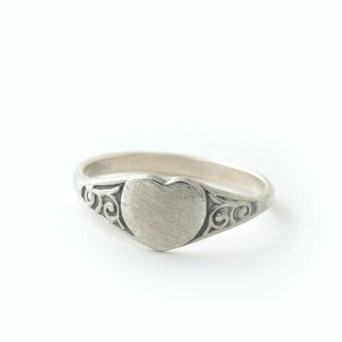 Vantique（ヴァンティーク） Vantique SIGNET RING HEART : CG-STORE 