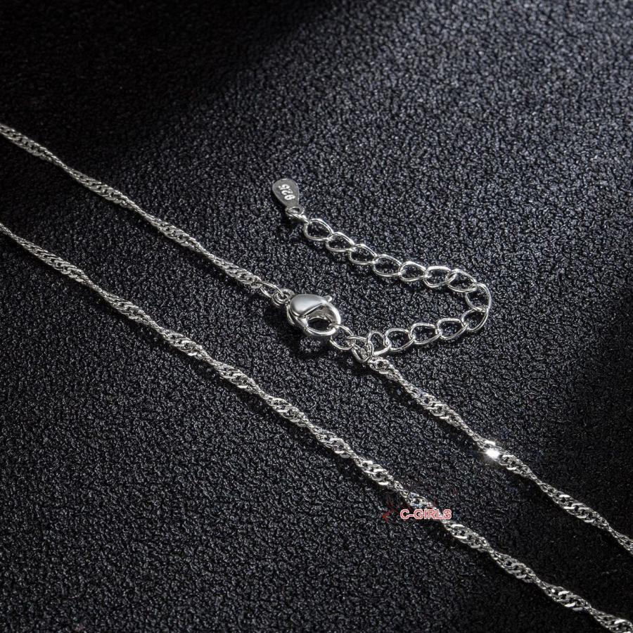 ハローキティ ネックレス＆イヤリングセット Amazon.co.jp: ハローキティ サンリオ ジュエリーセット