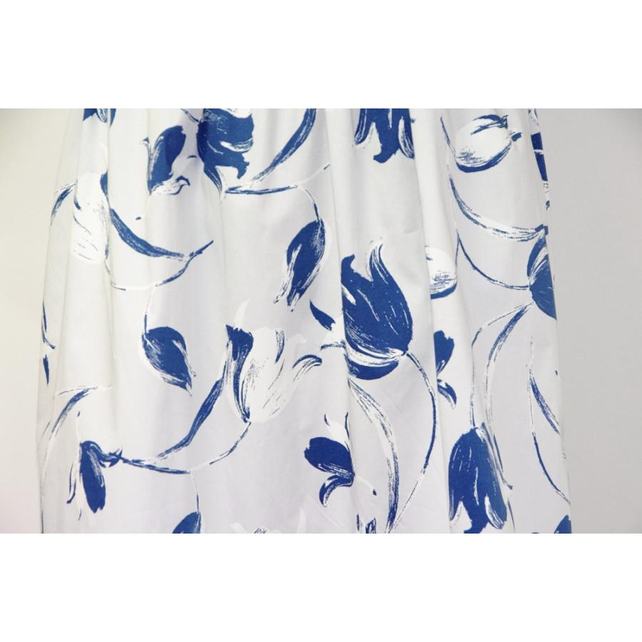 Skirt With Blue Tulip 2 |  | 02