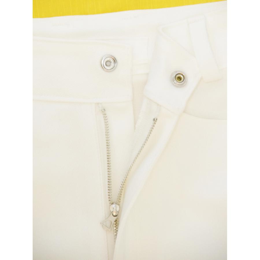 ホワイトデニムストレッチミニスカート67 |  | 02