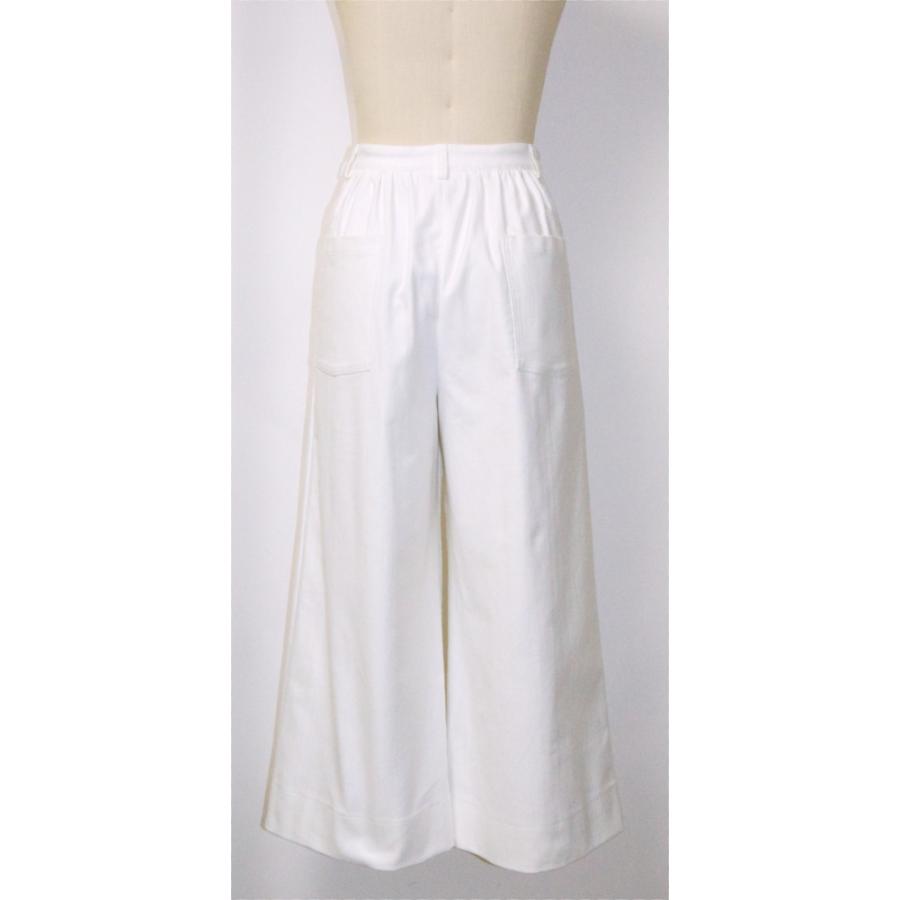 Wide Tuck Pants 69 |  | 07