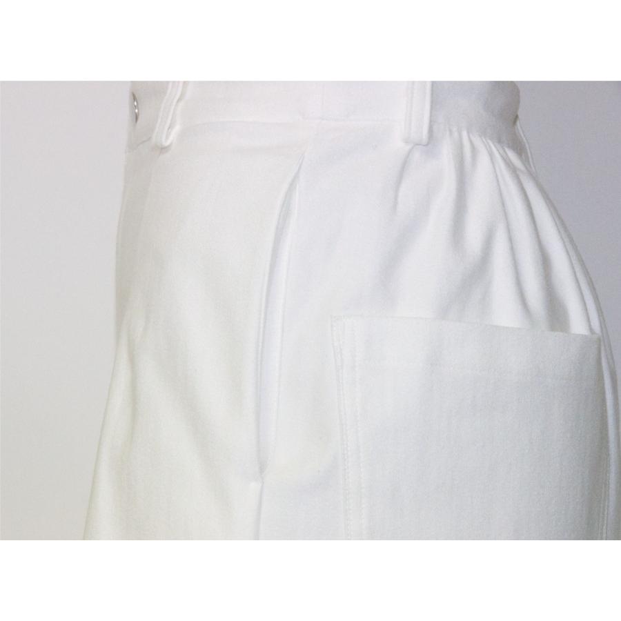 Wide Tuck Pants 69 |  | 09