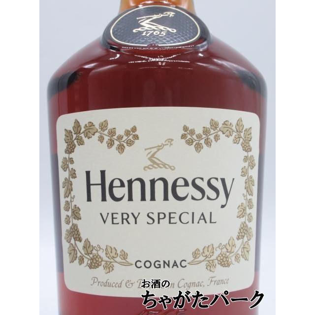 Hennessy（ヘネシー） 【ギフト】 VS 箱付き 正規品 40度 700ml : お