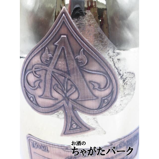 在庫限りの衝撃価格！】【ダメージ大 / エンブレムラベルずれ不良