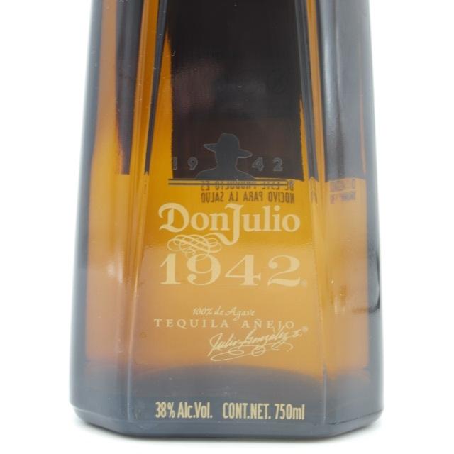 当社の当社のドンフリオ 1942 正規品 38度 750ml 洋酒 ドン フリオ 1942 38度 正規 箱付 750ml 1梱包6本まで