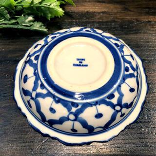 【花型ギザギザ皿 13cm】 花型　お皿 青白食器 盛り皿 陶器　深皿 タイ料理 アジアン料理 タイ雑貨 |  | 03