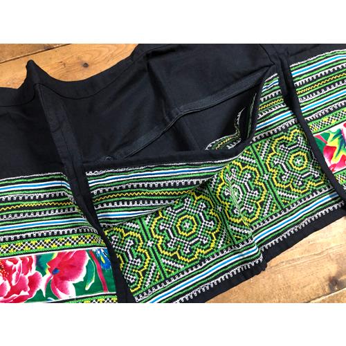 カフェエプロン　モン族刺（グリーン系）　タイ雑貨　タイ料理　エプロン　モン族　民族衣装 |  | 06