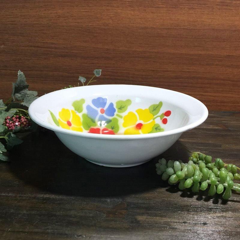 ホーローボウル：21cm】 【B：ボウル21cm】 華やかな花柄 皿 タイ料理