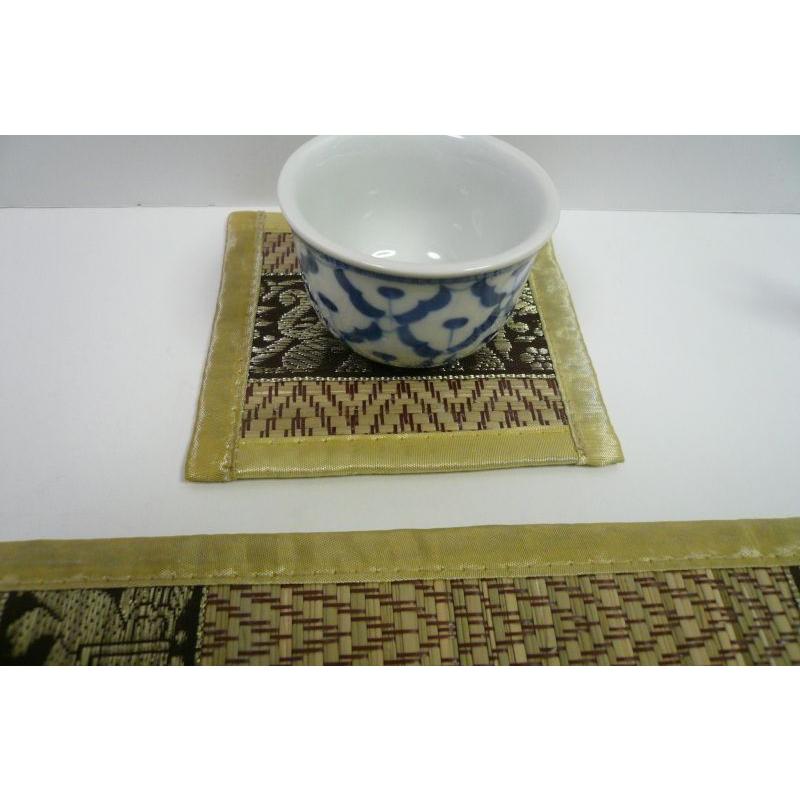 ランチョンマット【白】象 6枚組 コースター付[1セット]タイ雑貨　タイ料理　テーブルウェア　ランチョンマット　象　井草 |  | 03