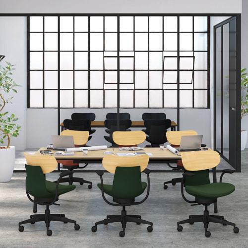 コクヨ ingLIFE イングライフ 4本脚／肘なし 2024年製 美品 KOKUYO コクヨ イングライフ ingLIFE 4本脚 肘なし ブラック脚