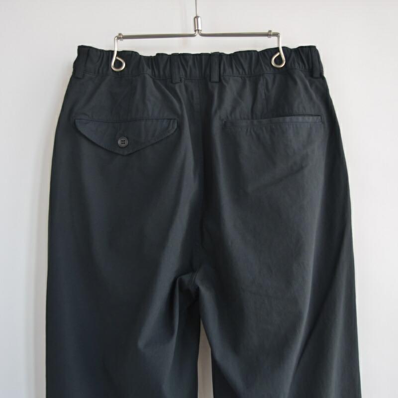 STILL BY HAND(スティルバイハンド) Garment-dye 4tuck pants｜chamber｜06