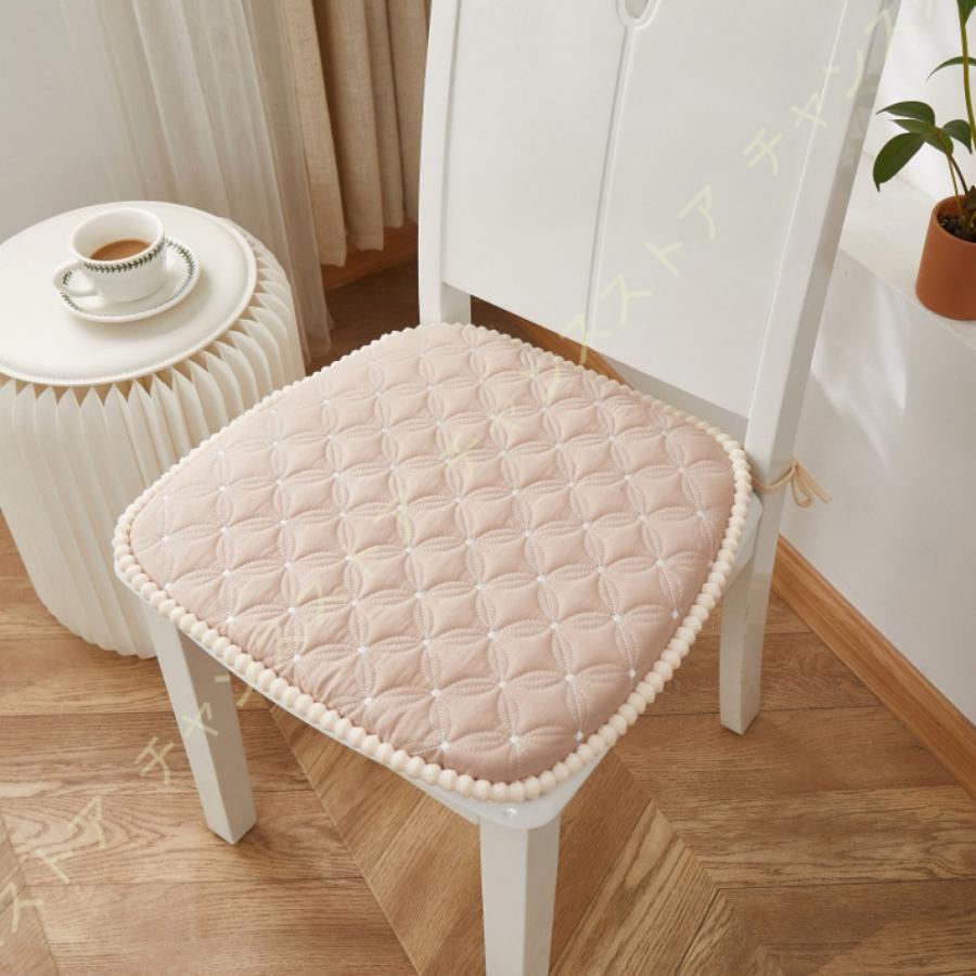 Sale 75 Off クッション おしゃれ 北欧 低反発 座布団 椅子用 2枚 4枚 ダイニングチェア 座面 無地 シートクッション いす用 チェアパッド 滑り止め 椅子 Babylonrooftop Com Au