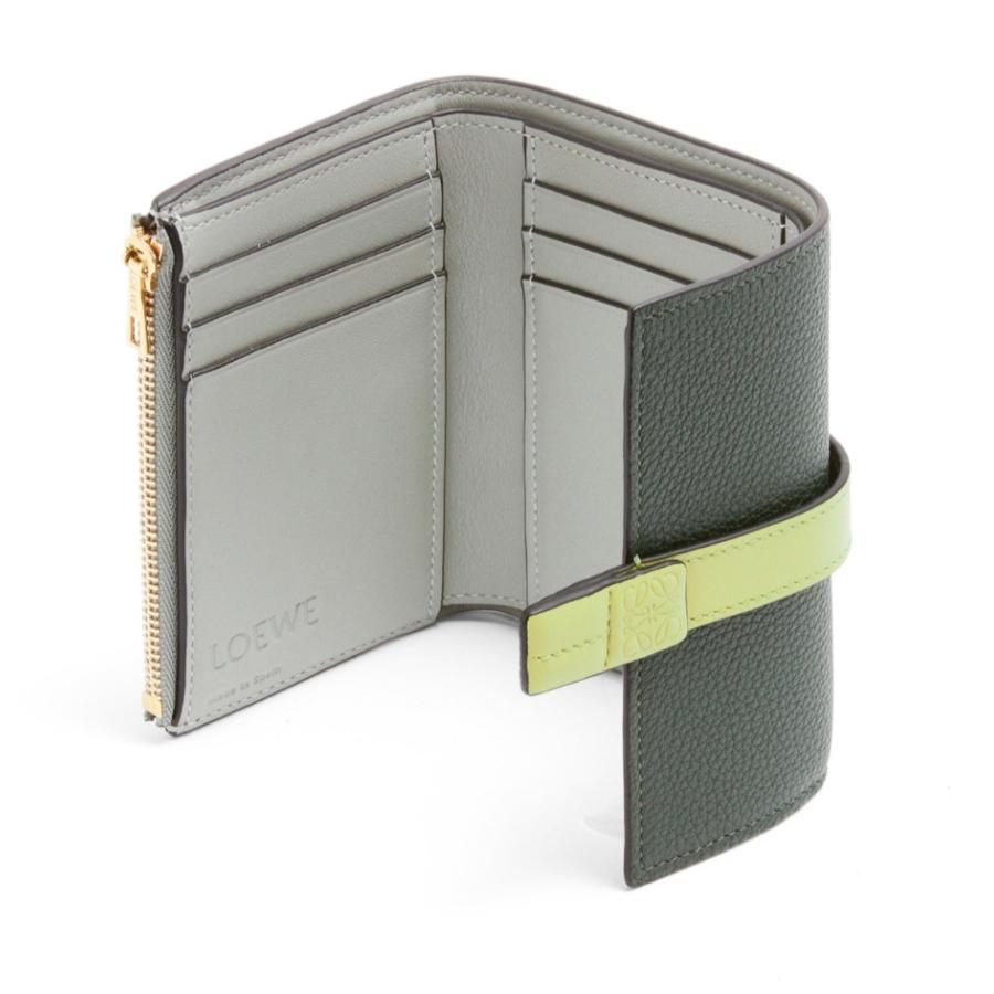 ロエベ LOEWE 財布 小財布 三つ折り ３つ折り ヴィンテージカーキ