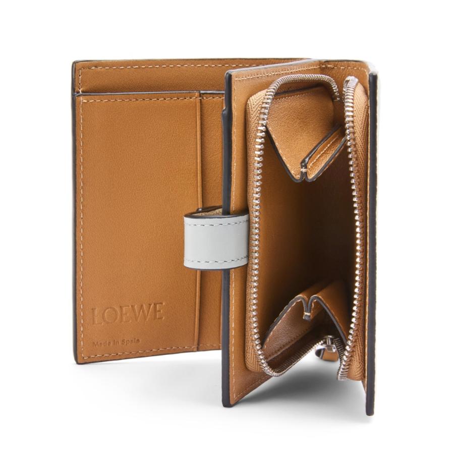 ロエベ LOEWE 財布 小財布 二つ折り ２つ折り マーブルグリーン