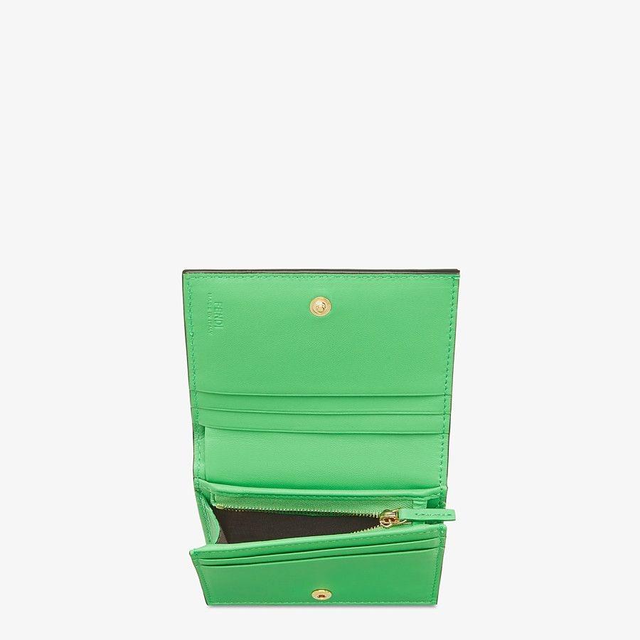 フェンディ FENDI 財布 小財布 二つ折り ２つ折り グリーン ゴールド