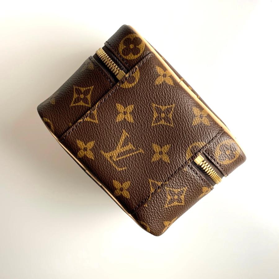 ルイヴィトン LOUIS VUITTON バッグ バック 化粧ポーチ コスメポーチ