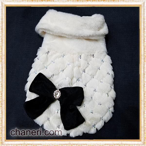 初入荷 冬 犬 服 ビジューリボン付フェイクファーコート メール便OK