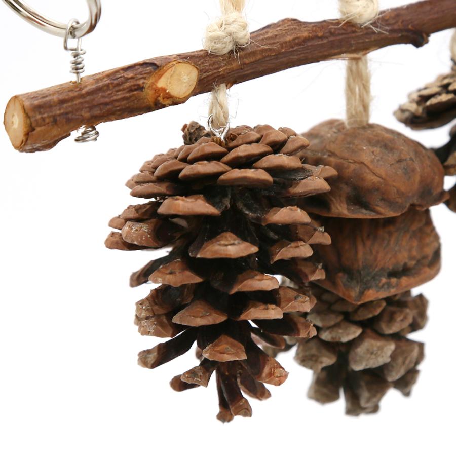 小鳥の松ぼっくりとくるみのナチュラルトイ ハンドメイド バードトイ おもちゃ 40 Offの激安セール