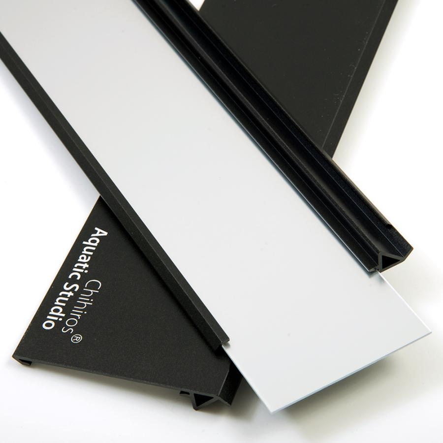 Chihiros WRGB2 SLIM30 ミラー付シェード