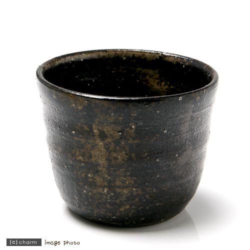 公式ストア 手作り山野草鉢 益子焼 穴有植木鉢 炭化 直径８ ５ｃｍ ミニミニ盆栽鉢 鉢底穴あり