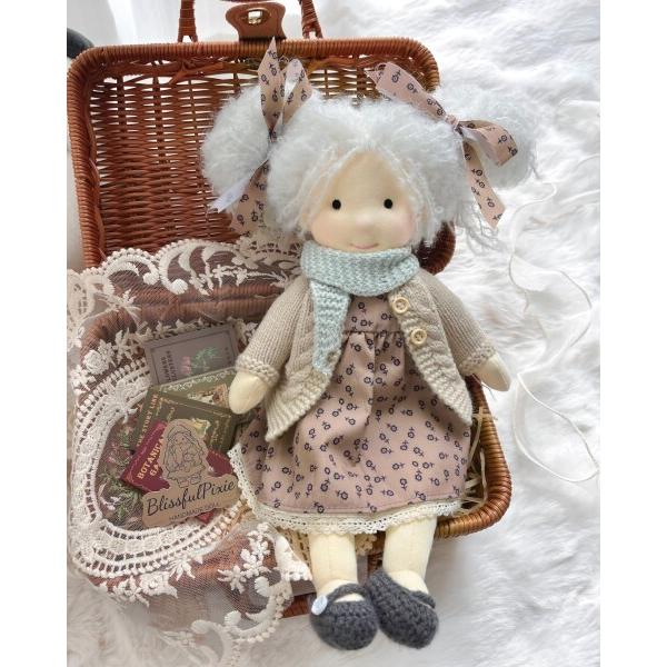 BlissfulPixie ウォルドルフ人形 手作り人形 Waldorf Doll - Juu 30cm 柔らかい 女の子 かわいい ぬいぐるみ_2
