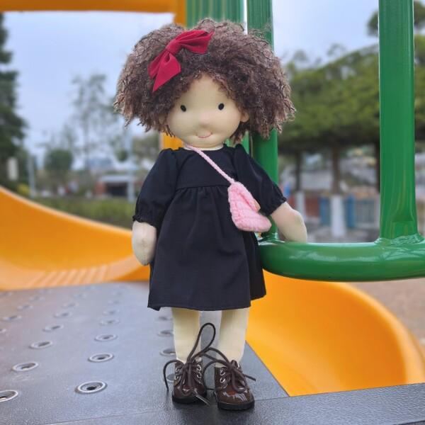 BlissfulPixie Waldorf Doll 手作り人形 - Ignacy 12\" 柔らかい 女の子 かわいい ぬいぐるみ 子供たちに最適の画像