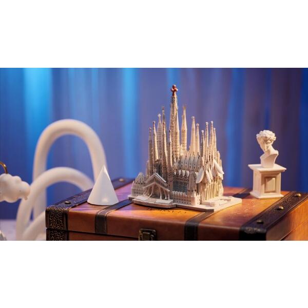 Piececool (ピースクール) 立体パズル サグラダファミリア 有名